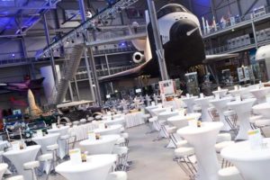 "Hangar 10": Restaurant, Biergarten, Eventhalle am "TECHNIK MUSEUM SPEYER"