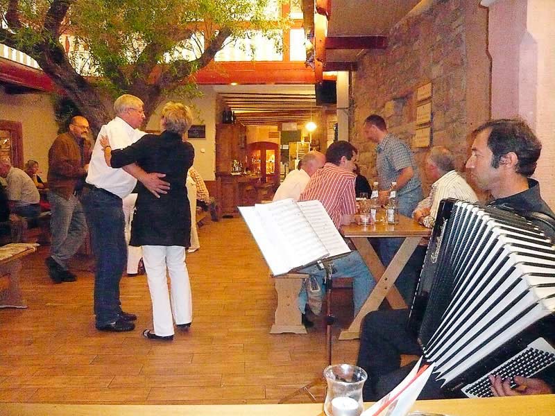 Original Pfälzische Straußwirtschaft "Alter Gutshof" in Sankt Martin in der Pfalz