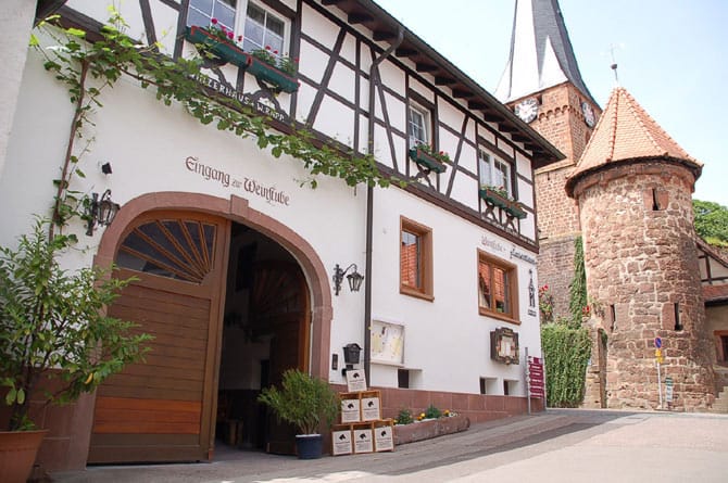 Weinstube "Wachthäusel" in Dörrenbach in der Pfalz