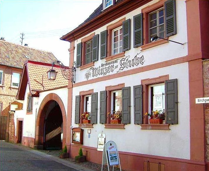 Restaurant, Traditionsgasthaus, Weinstube "Winzerstube" in Weyher in der Pfalz