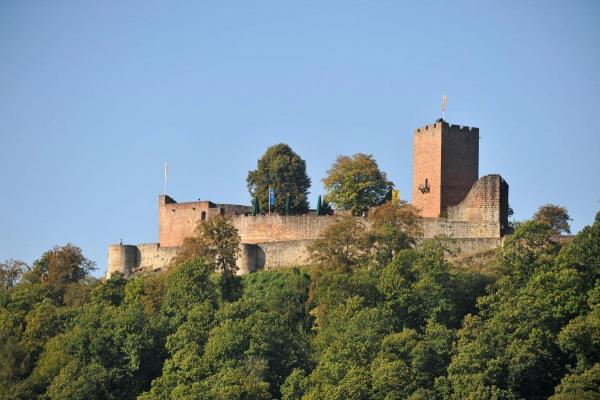 Burgschänke in der Burg Landeck in Klingenmünster
