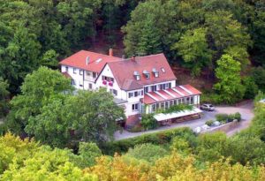 Hotel, Restaurant, Café "Burgschänke Rittersberg" in Neustadt - Hambach in der Pfalz