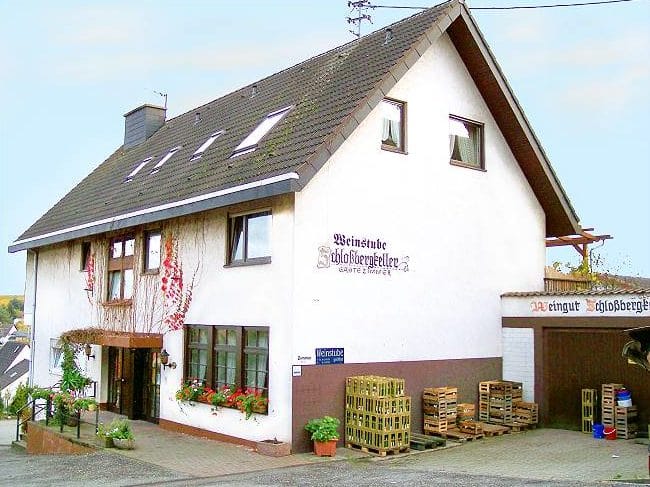 "Schloßbergkeller" in Pleisweiler - Oberhofen in der Pfalz