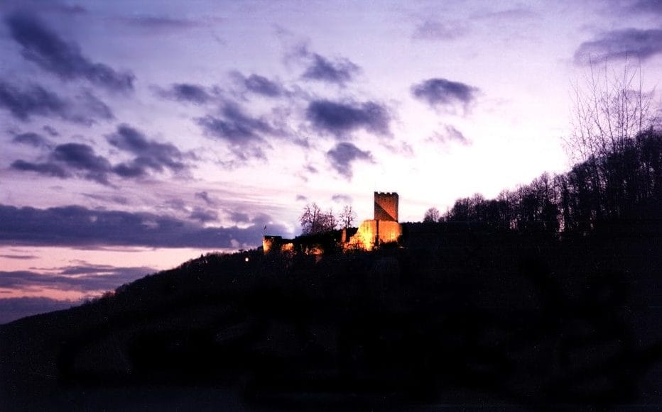 Die Burgruine Landeck über Klingenmünster - Pfalz