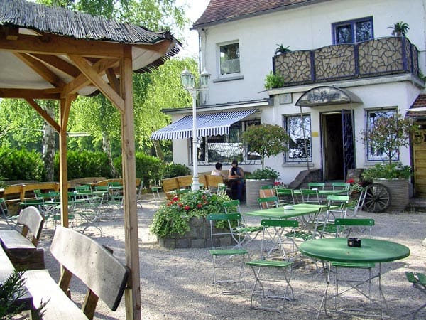 Kneipe, Restaurant, Biergarten "No Name" in Berg in der Pfalz
