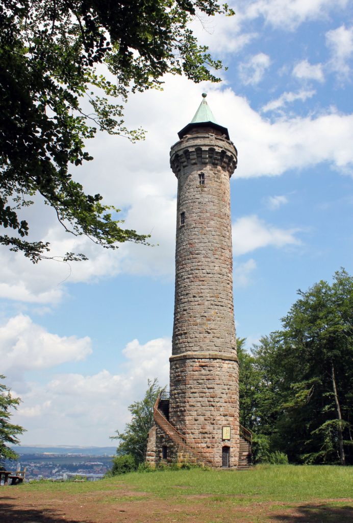 Der Humbergturm, entworfen von Ludwig von Stempel