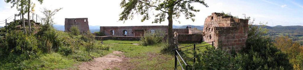 Burgruine Lindelbrunn bei Vorderweidenthal in der Pfalz