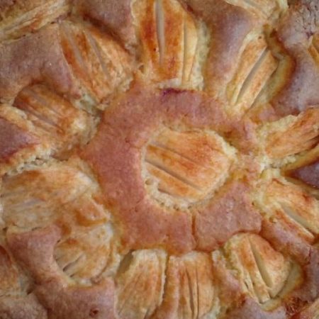 Fertig gebacken, nur noch mit Puderzucker bestreuen