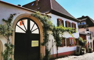 Fleischmann-Krieger's VINORANT - Restaurant, Weinstube & Weingut in Rhodt unter Rietburg in der Pfalz