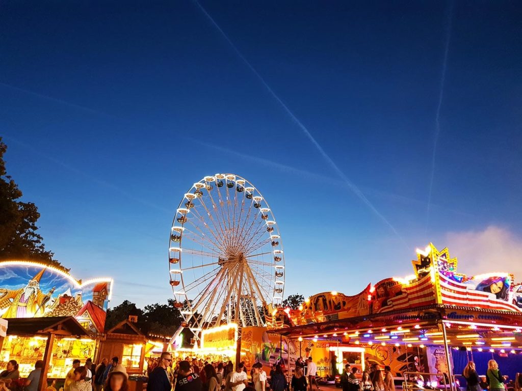 Herbstmarkt mit Riesenrad - Landau in der Pfalz