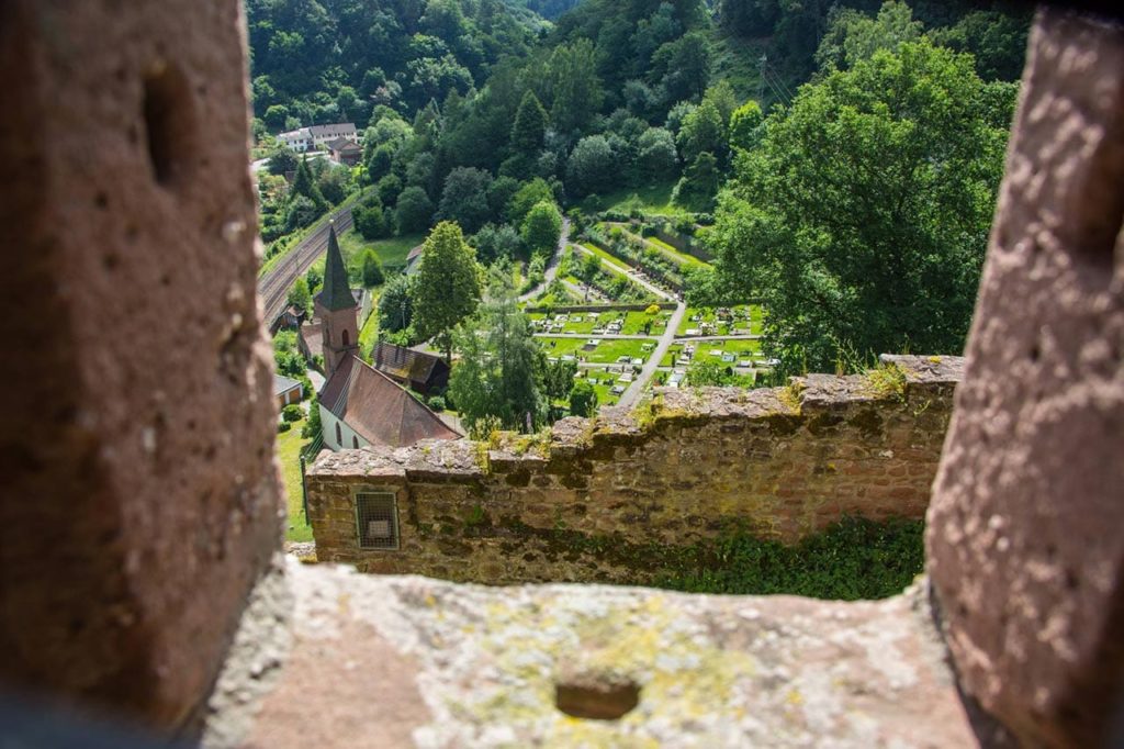 Burgruine Frankenstein in der Pfalz - Foto: Palatina Tourer