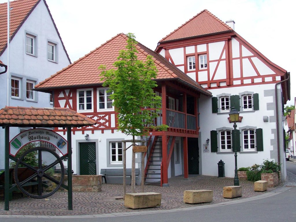 Die Dorfmühle in Großkarlbach in der Pfalz