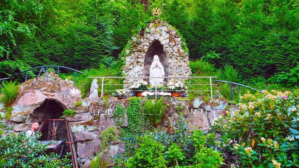 Maria Wallfahrtsstätte Lourdesgrotte Kaltenbrunn-Quelle bei Ranschbach
