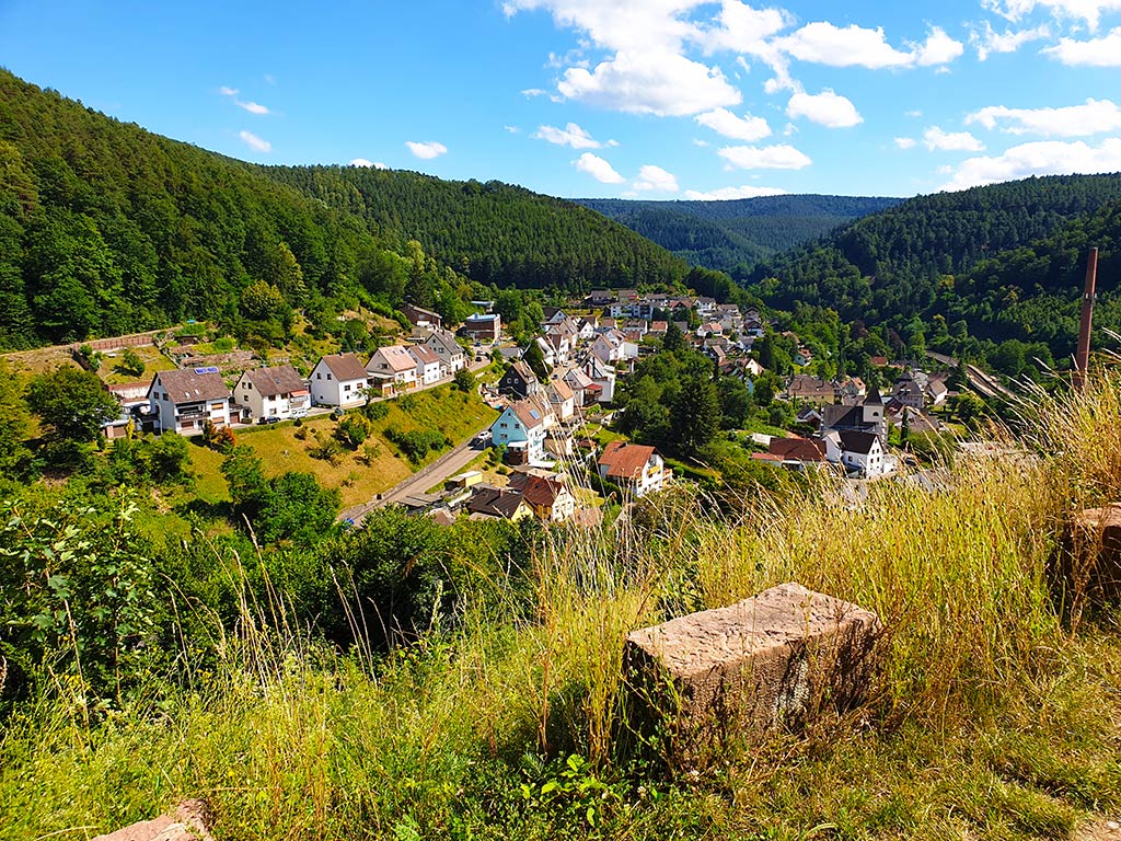 Neidenfels in der Pfalz