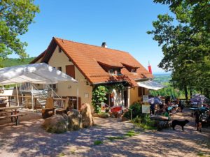 Naturfreundehaus Kiesbuckel bei Albersweiler im Pfälzerwald