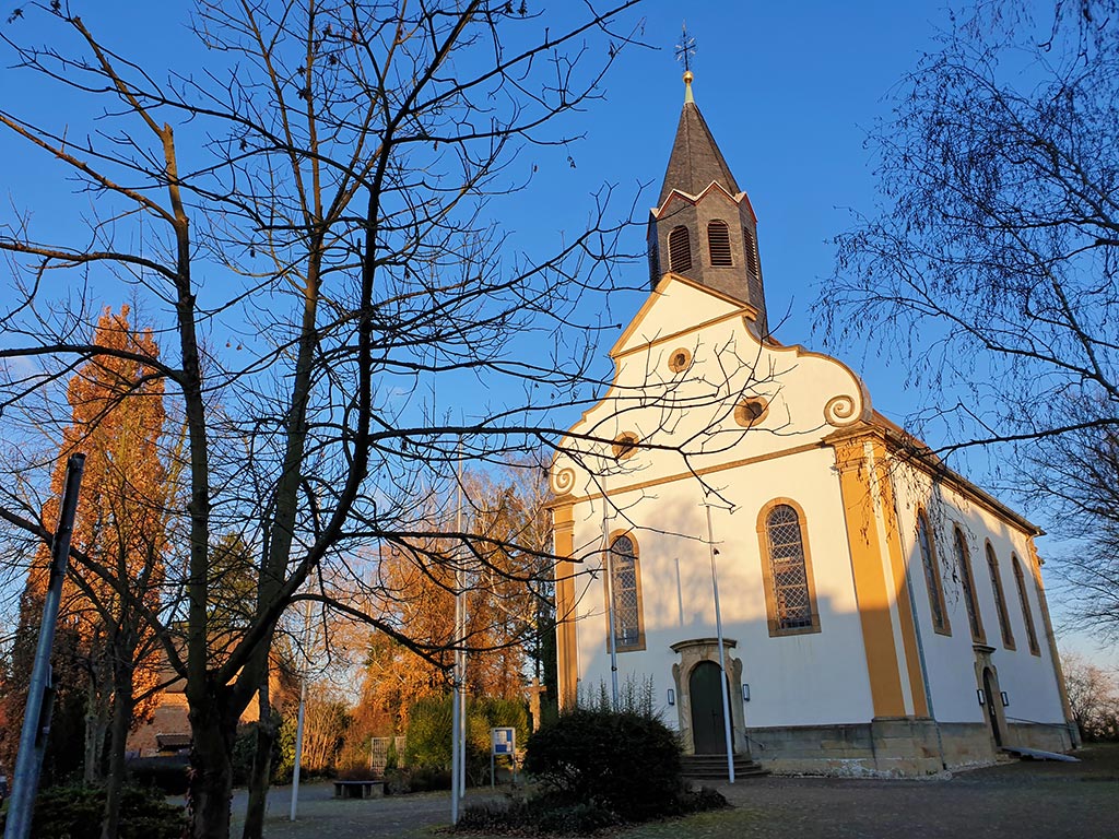 Katholische Pfarrkirche St. Bartholomäus in Zeiskam in der Pfalz