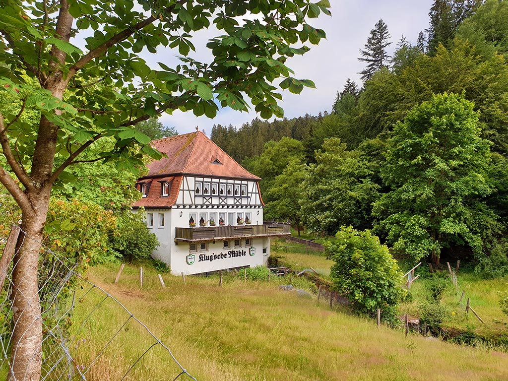 Ausflugslokal Klug'sche Mühle im Karlstal bei Trippstadt im Pfälzerwald