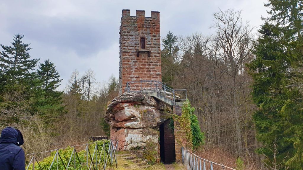 Burg Erfenstein im Pfälzerwald
