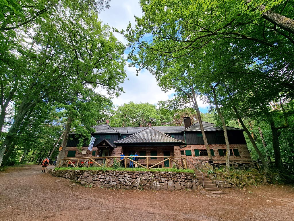 Waldhütte Hellerhütte im Pfälzerwald