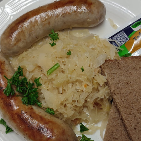 Bratwurst, Sauerkraut, deftig Spezialitäten