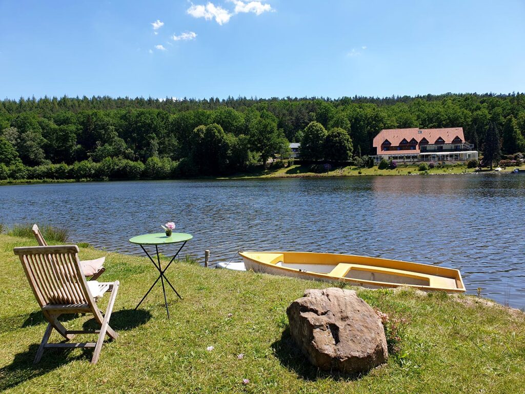 Badesee Saarbacherhammer in Ludwigswinkel im Dahner Felsenland, Pfälzerwald, Südwestpfalz, Wasgau