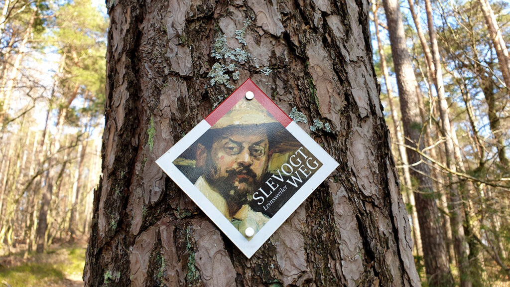 Wegzeichen Slevogtweg Leinsweiler in der Südpfalz, Pfälzerwald