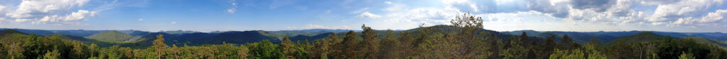 Blick vom Hühnerstein bei Schwanheim auf dem Premiumwanderweg Rimbach-Steig im Dahner Felsenland, Wasgau, Pfälzerwald in der Südwestpfalz