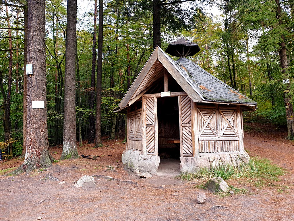 St. Martiner Schutzhütte, Hesselbachhütte im Pfälzerwald