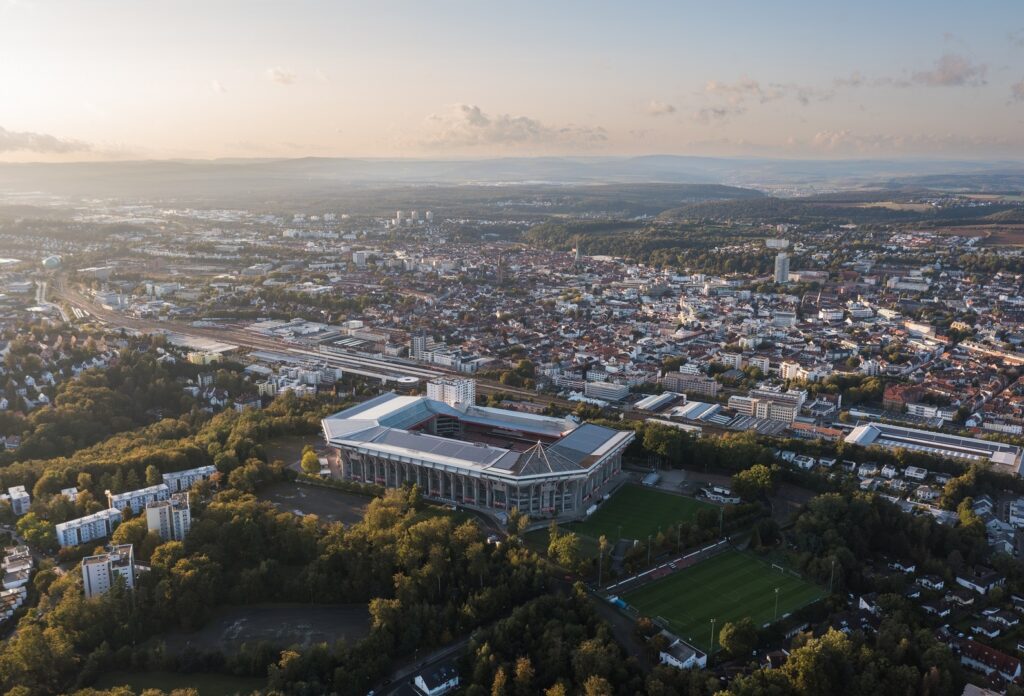Kaiserslautern gehört zu den wichtigsten Städten in der Pfalz. Bild: Adobe Stock, © uslatar (#717239528)
