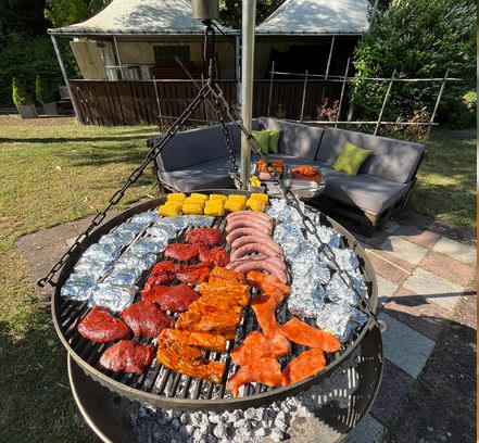 Toms Näschtl in Landau, Zeit für BBQ